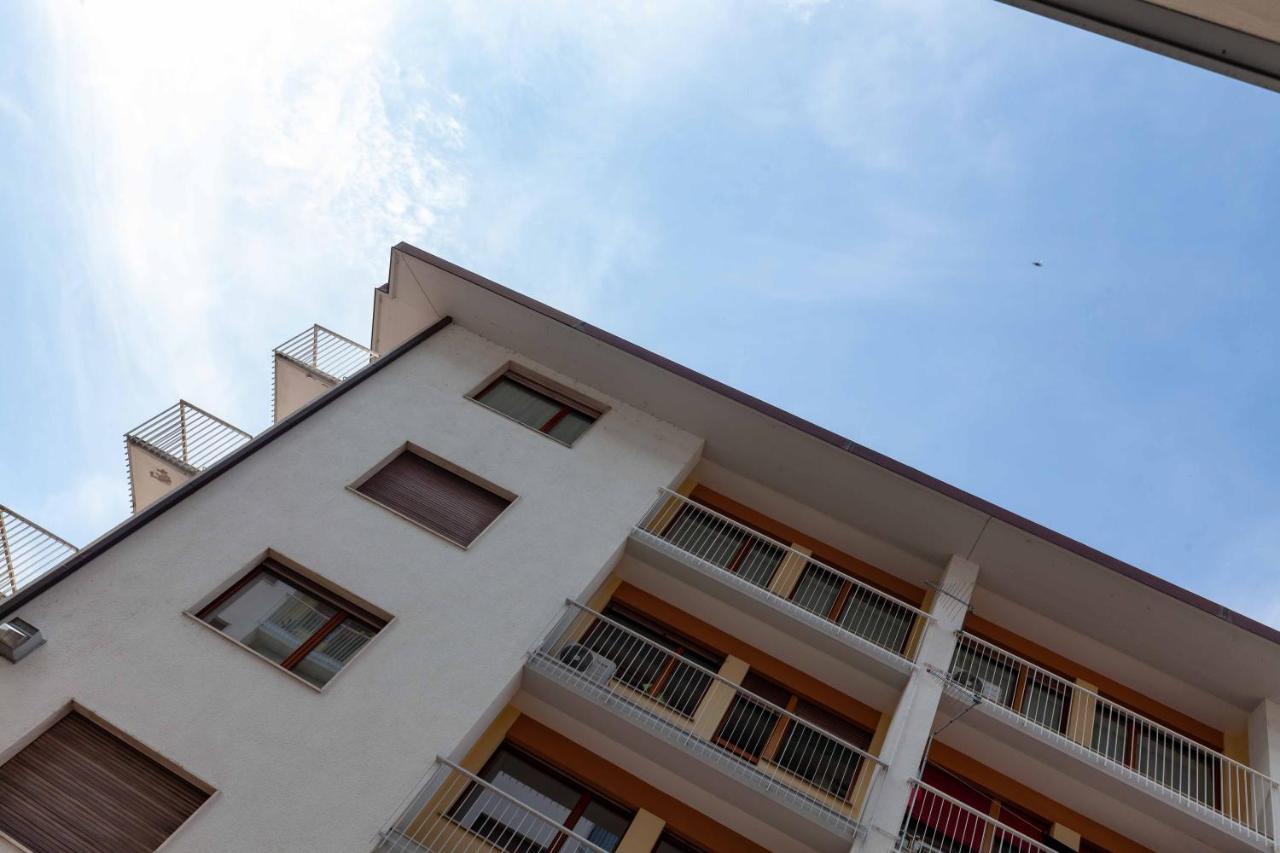 Apartament Attico Panoramico In Centro - Civetta Belluno Zewnętrze zdjęcie