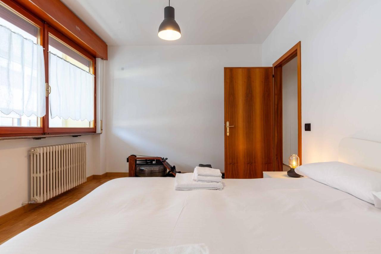 Apartament Attico Panoramico In Centro - Civetta Belluno Zewnętrze zdjęcie